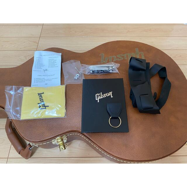 Gibson(ギブソン)のGibson Memphis ES-330 VOS Ebony ネック折れ痕あり 楽器のギター(エレキギター)の商品写真