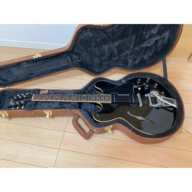 Gibson(ギブソン)のGibson Memphis ES-330 VOS Ebony ネック折れ痕あり 楽器のギター(エレキギター)の商品写真