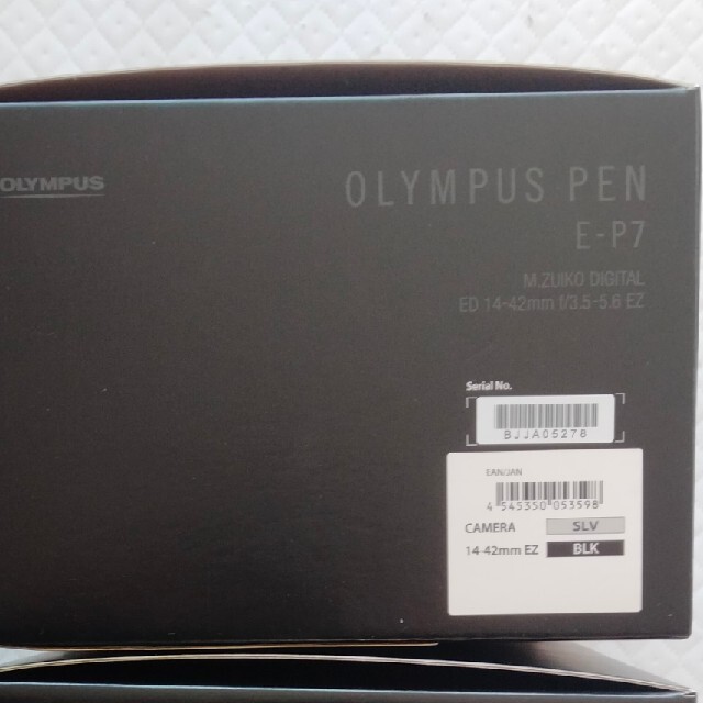 OLYMPUS(オリンパス)のOLYMPUS PEN E-P7 14-42mm EZレンズキット スマホ/家電/カメラのカメラ(ミラーレス一眼)の商品写真