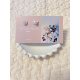 スナイデル(SNIDEL)のmini pearl flower pierce(ピアス)