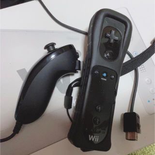 ニンテンドウ(任天堂)のWii リモコン 黒　最終値下げしました！(ゲーム)