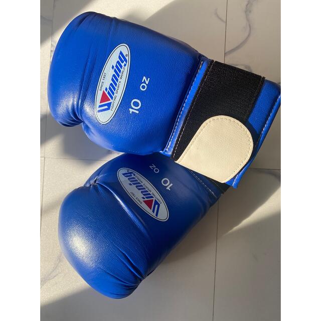 Winning boxing glove 10oz