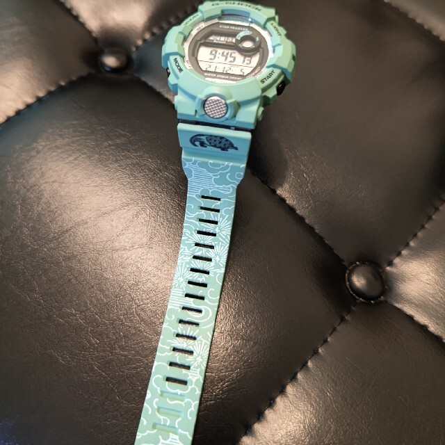 G-SHOCK(ジーショック)のG-SHOCK GBD-800SLG-3JR福禄寿モデル メンズの時計(腕時計(デジタル))の商品写真