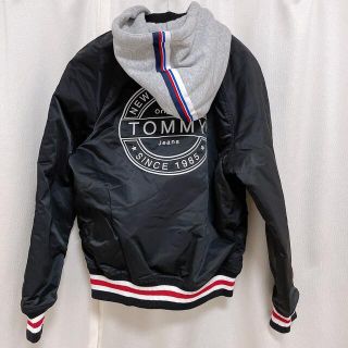 トミーヒルフィガー(TOMMY HILFIGER)のTOMMY JEANS  ブルゾン　リバーシブル(ブルゾン)