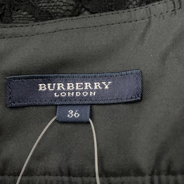 こちらの㊓ BURBERRY サイズ36 M -の通販 by ブランディア｜バーバリーならラクマ - バーバリーロンドン スカート デザイン