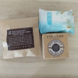 ロクシタン(L'OCCITANE)のロクシタン シア ソープ ミルク　他　石鹸３点セット(ボディソープ/石鹸)