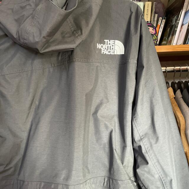 THE NORTH FACE(ザノースフェイス)のマウンテンライトジャケット ノースフェイス Lサイズ メンズのジャケット/アウター(マウンテンパーカー)の商品写真