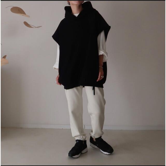 DEUXIEME CLASSE(ドゥーズィエムクラス)のARGUE    SWEAT FOODIE/BLACK レディースのトップス(パーカー)の商品写真