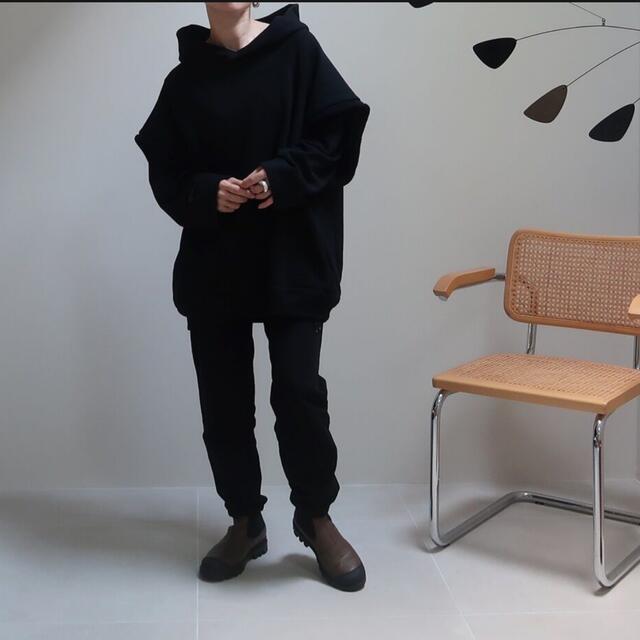 DEUXIEME CLASSE(ドゥーズィエムクラス)のARGUE    SWEAT FOODIE/BLACK レディースのトップス(パーカー)の商品写真