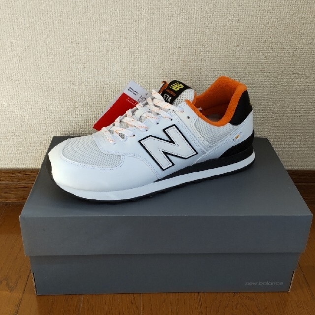 New Balance(ニューバランス)のnew balance ML574UA2 メンズの靴/シューズ(スニーカー)の商品写真