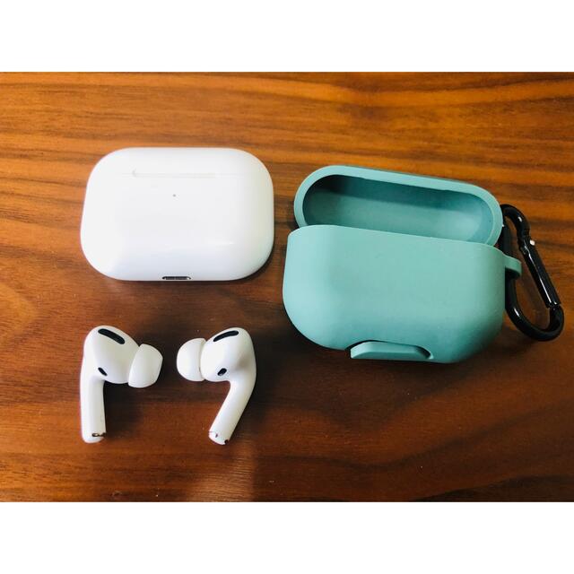 Apple(アップル)のAirPods Pro スマホ/家電/カメラのオーディオ機器(ヘッドフォン/イヤフォン)の商品写真