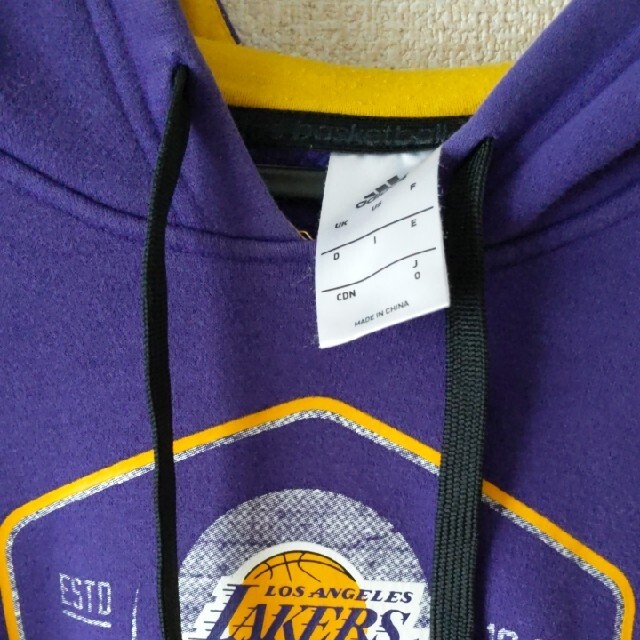 adidas(アディダス)のadidas Lakers レイカーズ パーカー NBA スポーツ/アウトドアのスポーツ/アウトドア その他(バスケットボール)の商品写真