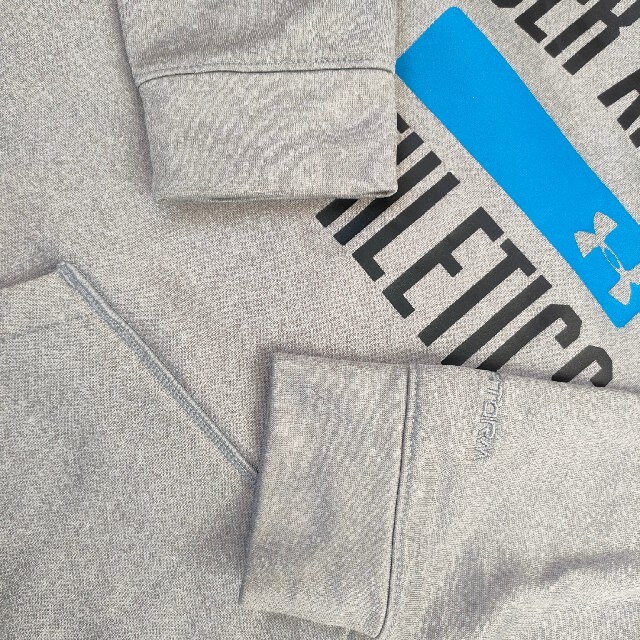 UNDER ARMOUR(アンダーアーマー)のUNDER ARMOUR パーカー　グレー　YXL 150-160cmくらい キッズ/ベビー/マタニティのキッズ服男の子用(90cm~)(その他)の商品写真