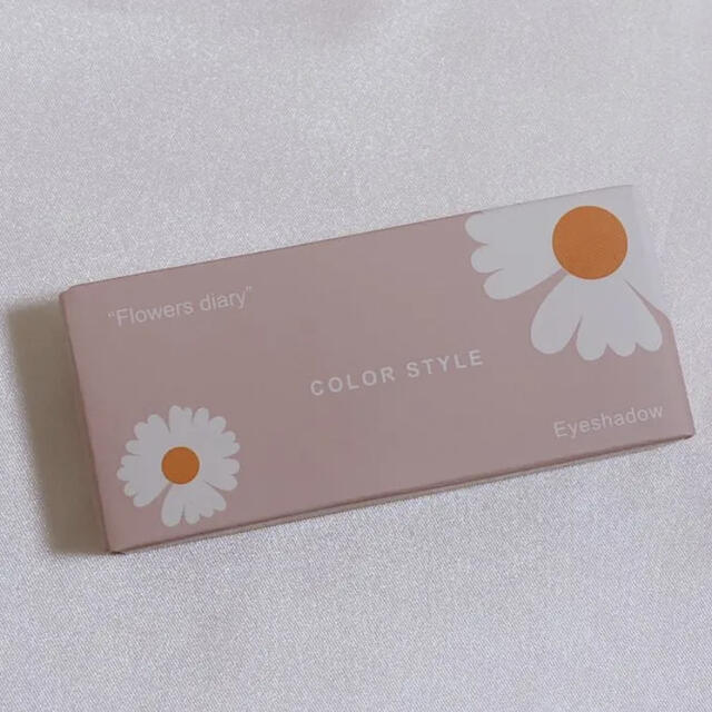 color style アイシャドウ　ラメ　韓国 コスメ/美容のベースメイク/化粧品(アイシャドウ)の商品写真