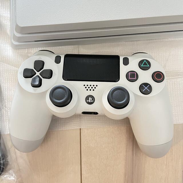 PlayStation4(プレイステーション4)のPS4 Pro ホワイト CUH-7100B B02 SSD500GB換装  エンタメ/ホビーのゲームソフト/ゲーム機本体(家庭用ゲーム機本体)の商品写真