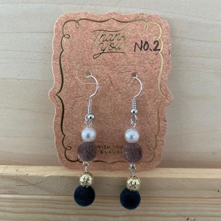 ハンドメイド　ピアス(ピアス)