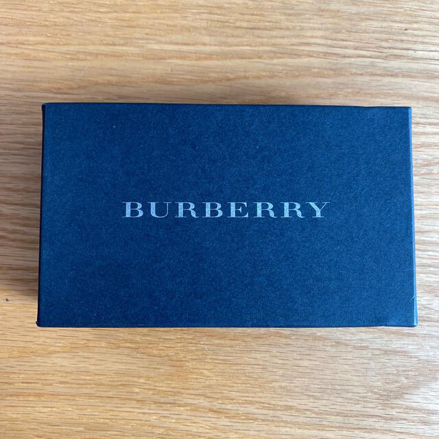 BURBERRY(バーバリー)の【新品・未使用】バーバリー　キーケース レディースのファッション小物(キーケース)の商品写真