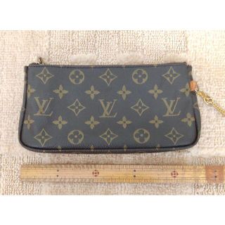 ルイヴィトン(LOUIS VUITTON)のルイヴィトン　ポーチ(ポーチ)