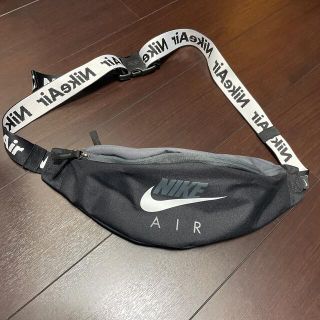 ナイキ(NIKE)のバック(トラベルバッグ/スーツケース)