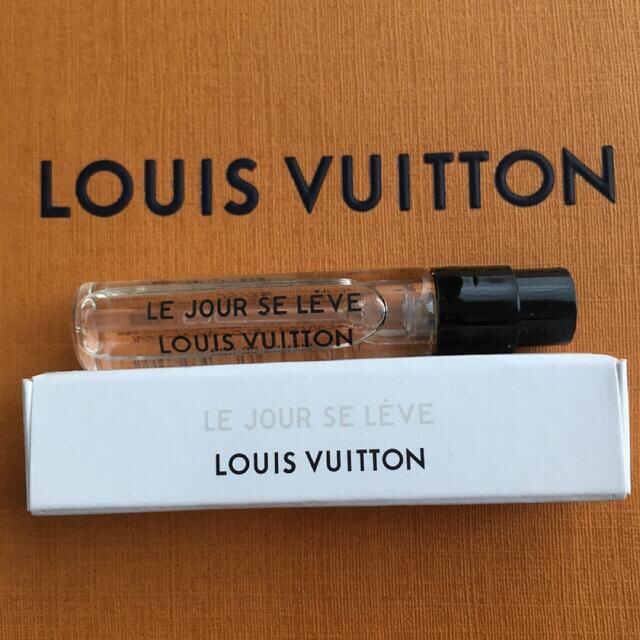 LOUIS VUITTON(ルイヴィトン)のルイヴィトン　ルジュール・スレーヴ　フレグランス　　香水　2ml コスメ/美容の香水(ユニセックス)の商品写真