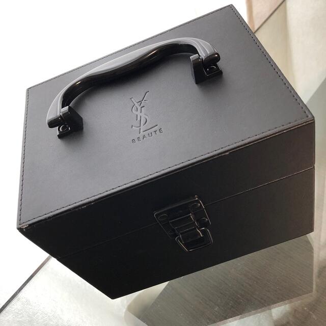 Yves Saint Laurent Beaute(イヴサンローランボーテ)の【イヴサンローラン】メイクボックス コスメ/美容のメイク道具/ケアグッズ(メイクボックス)の商品写真