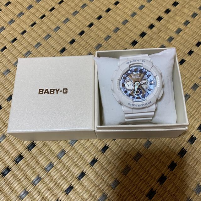 Baby-G(ベビージー)のBABY-G カシオ　白 レディースのファッション小物(腕時計)の商品写真