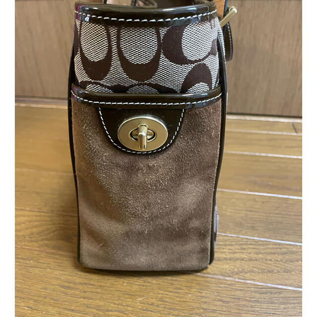 COACH(コーチ)のCOACH コーチ バッグ　シグネチャー　パッチワーク　トート　期間限定値下げ レディースのバッグ(トートバッグ)の商品写真