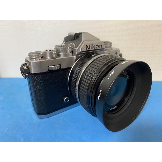 新品同様  ニコン Z fc レンズキット 28/2.8 オプション多数 スマホ/家電/カメラのカメラ(ミラーレス一眼)の商品写真