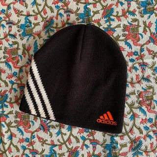 アディダス(adidas)のadidas アディダス　ニット帽　フリーサイズ　ライン入り　ブラック(ニット帽/ビーニー)