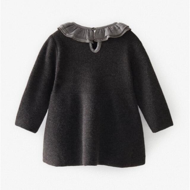 ZARA KIDS(ザラキッズ)の〈新品未使用〉フリル付きニットワンピース（ZARA） キッズ/ベビー/マタニティのキッズ服女の子用(90cm~)(ワンピース)の商品写真