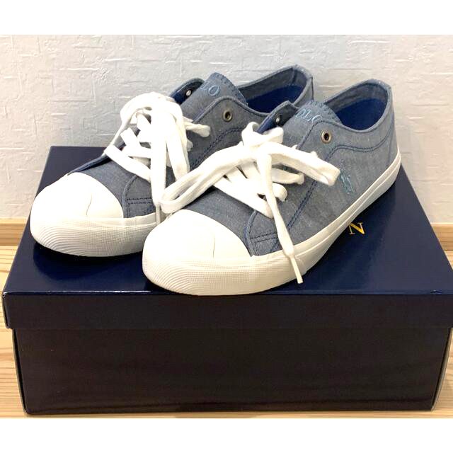 POLO RALPH LAUREN(ポロラルフローレン)の【美品】POLO RALPH LAURENレディーススニーカーブルー25.1cm レディースの靴/シューズ(スニーカー)の商品写真