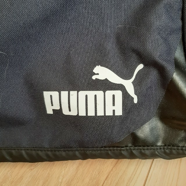 PUMA(プーマ)のプーマ　puma　ボストンバッグ　スポーツバック　美品　たっぷり入ります メンズのバッグ(ボストンバッグ)の商品写真