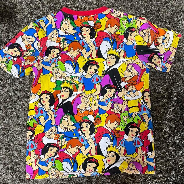 Disney(ディズニー)の白雪姫総柄Tシャツ レディースのトップス(Tシャツ(半袖/袖なし))の商品写真
