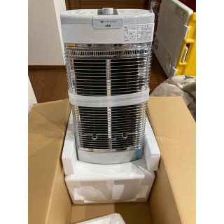 ダイキン(DAIKIN)の【未使用】DAIKIN セラムヒート遠赤外線暖房機(電気ヒーター)