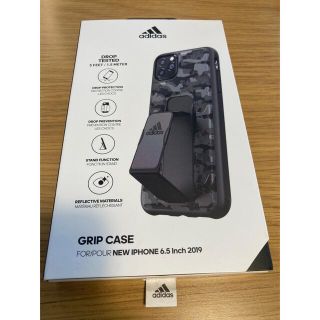 アディダス(adidas)のラス1！新品未使用！adidasiPhone11ProMAX背面スタンド付ケース(iPhoneケース)