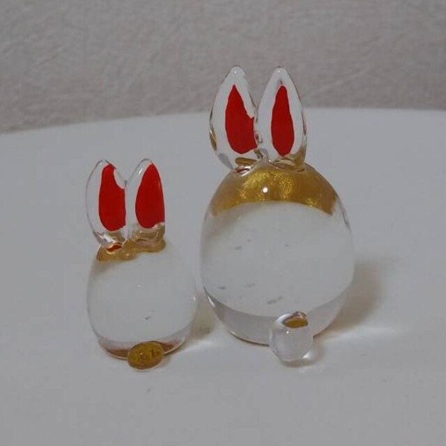 ガラス細工のウサギの親子の置物の通販 by かずち's shop|ラクマ ガラス細工のウサギの親子の置物の通販 by かずち's shop|ラクマ