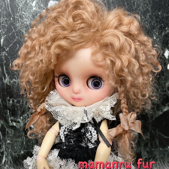 blythe _wm-455アプリコットベージュ三つ編み⭐️チベットラムウィッグ