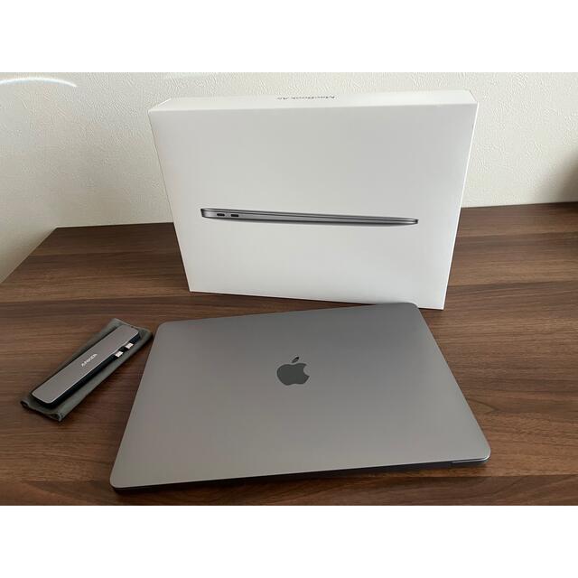 MacBook Air 13㌅ M1チップ搭載 8GB/256GB ハブ付き161mm本体奥行