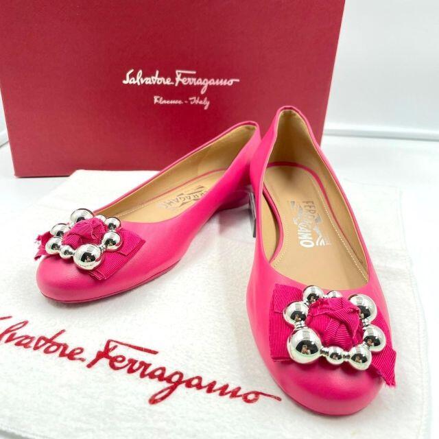 Salvatore Ferragamo - 【美品】フェラガモ ピンク リボン フラット