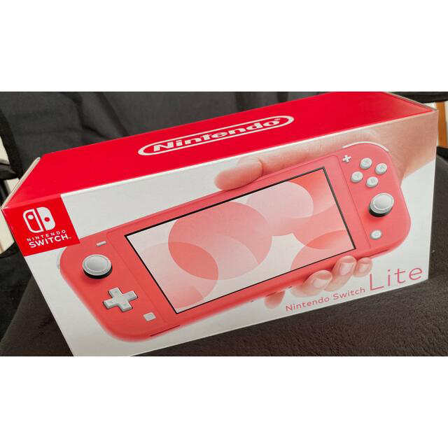 Nintendo Switch Lite コーラル