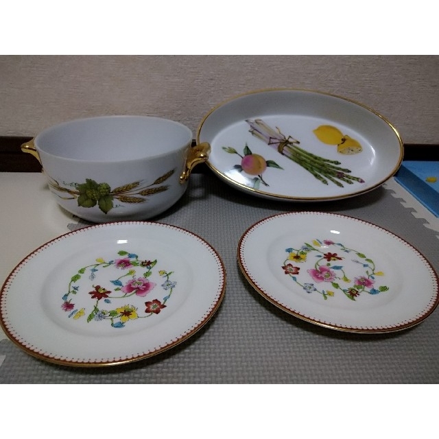 Royal Worcester(ロイヤルウースター)のロイヤルウースター スープボウル、オーバル深皿、お皿セット【最終価格】 インテリア/住まい/日用品のキッチン/食器(食器)の商品写真