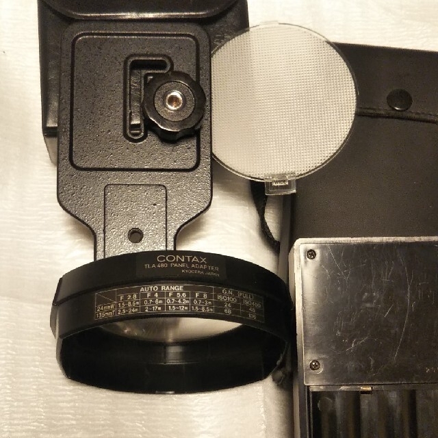 Panasonic(パナソニック)のパナソニック 大光量グリップストロボ PE-60GS  予備ストロボ付 スマホ/家電/カメラのカメラ(ストロボ/照明)の商品写真