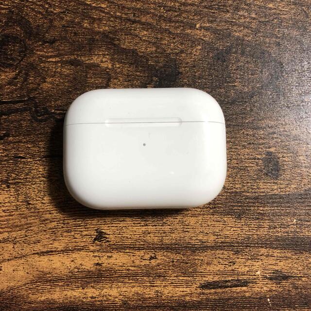 Apple(アップル)の【美品】AirPods Pro スマホ/家電/カメラのオーディオ機器(ヘッドフォン/イヤフォン)の商品写真