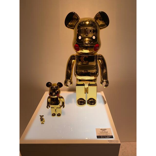 BE@RBRICK ピカチュウ　GOLD CHROME 100%400%