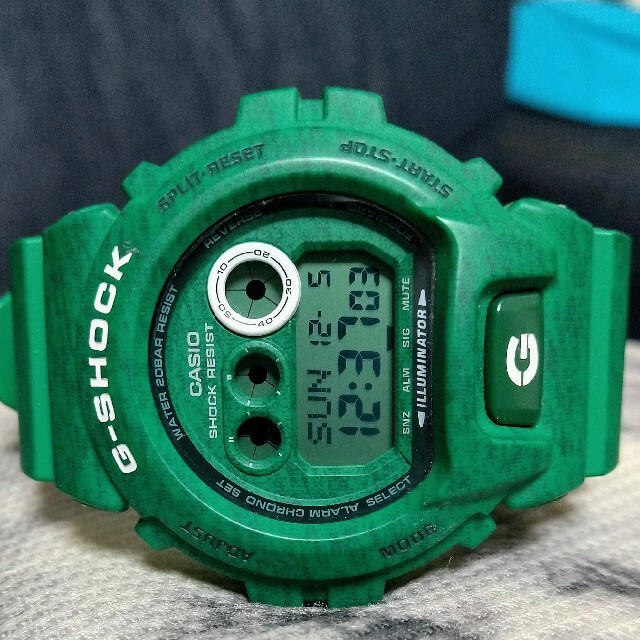 G-SHOCK(ジーショック)の【レア品】カシオ G-SHOCK ヘザードカラーシリーズ GDX6900HT メンズの時計(腕時計(デジタル))の商品写真