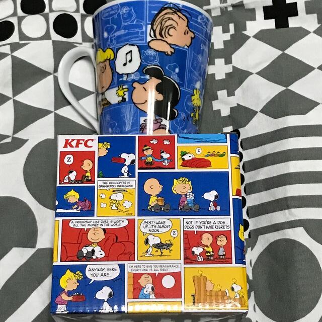 PEANUTS(ピーナッツ)のケンタッキー スヌーピーマグ　ブルー《新品》 インテリア/住まい/日用品のキッチン/食器(グラス/カップ)の商品写真