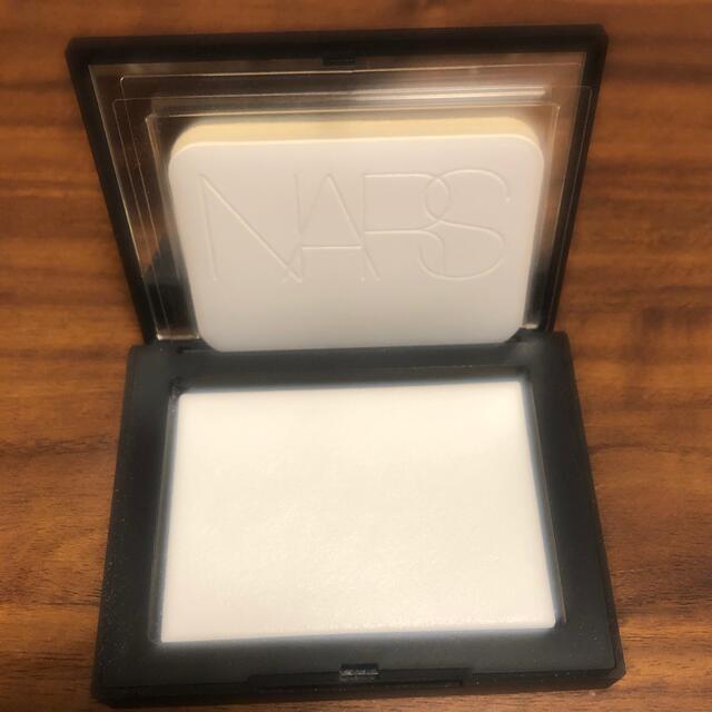 NARS ライトリフレクティングセッティングパウダー