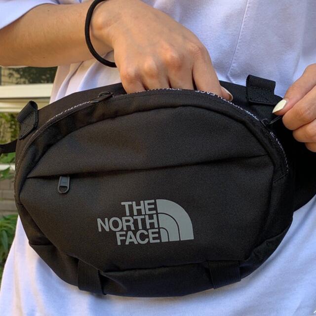 THE NORTH FACE(ザノースフェイス)の新品未使用　韓国正規品　ノースフェイス　ショルダーバッグ　クロスバッグ　男女兼用 レディースのバッグ(ショルダーバッグ)の商品写真