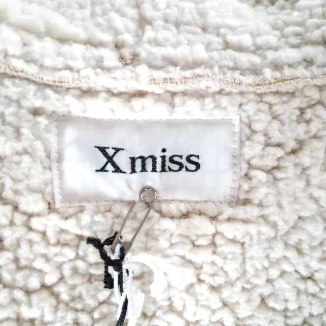 Xmiss(キスミス)のXmiss レディースアウター リアルムートンコートボアコート レディースのジャケット/アウター(ムートンコート)の商品写真