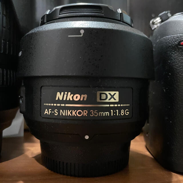 Nikon(ニコン)のたろちゃん様専用 D7000 本体＋18-105mm 35mm単焦点 スマホ/家電/カメラのカメラ(デジタル一眼)の商品写真